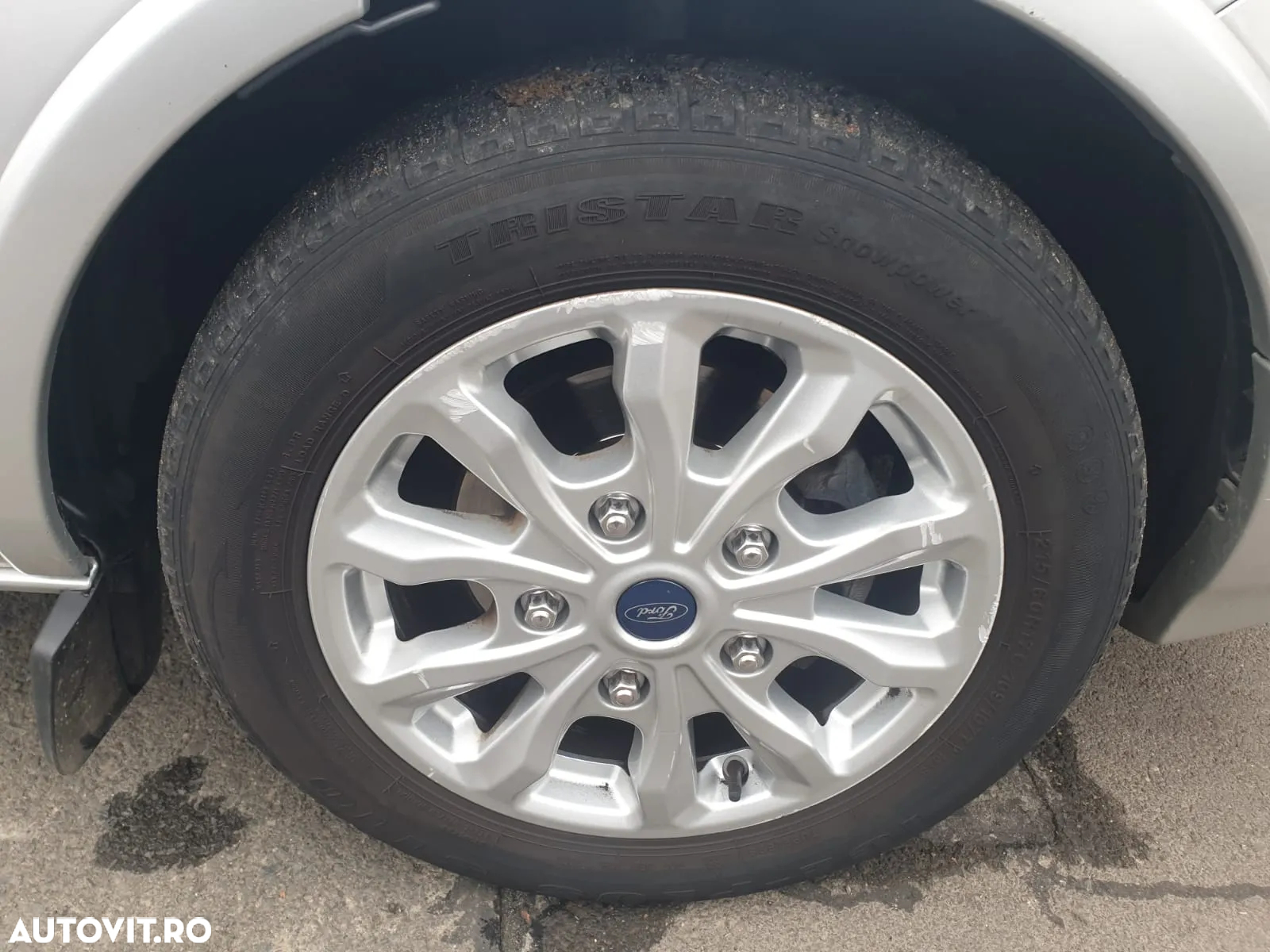 Ford Tourneo Custom - 17