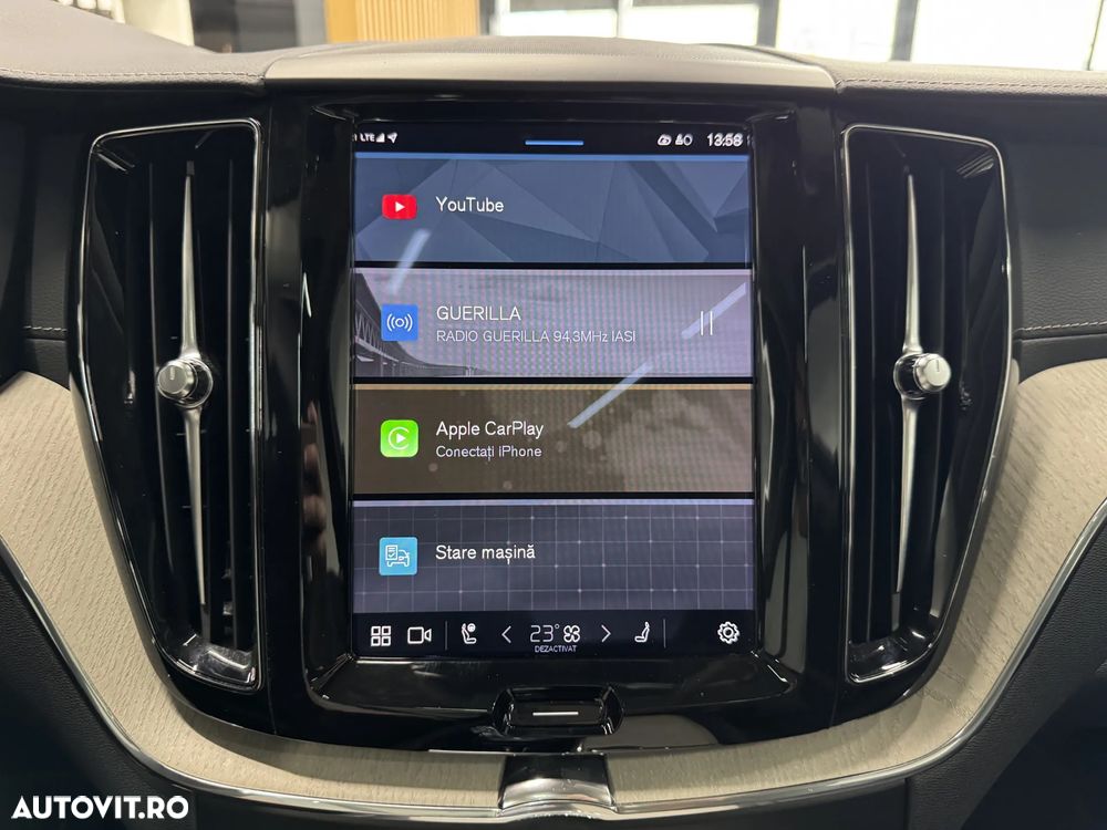 Volvo XC 60 T6 AWD Recharge Geartronic Inscription - 19