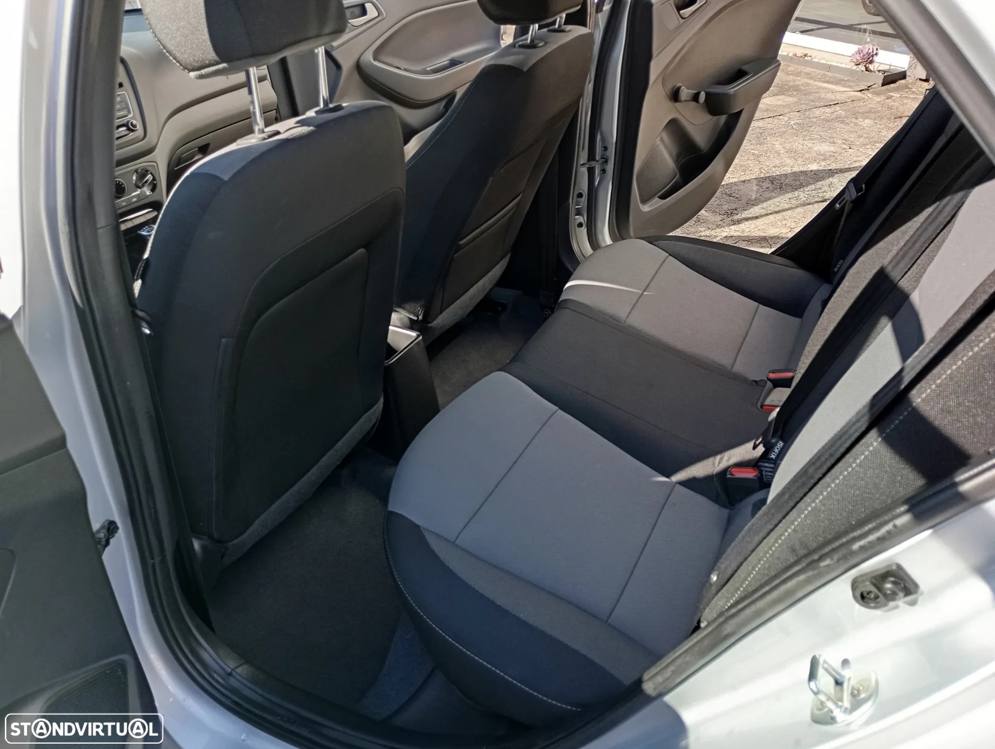 Hyundai i20 1.2 Blue Classic - 11