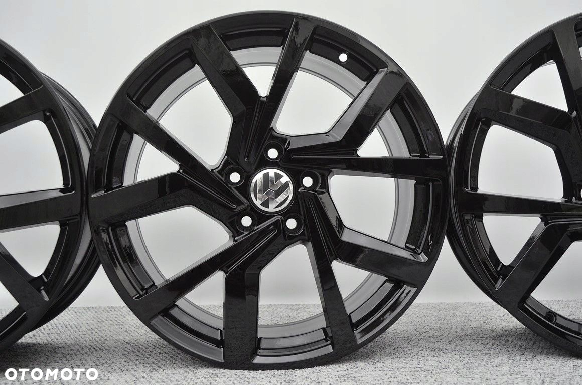 Felgi 8x18 5x112 VW Passat Golf Scirocco Touran Arteon TRoc CC Tiguan Caddy - 10