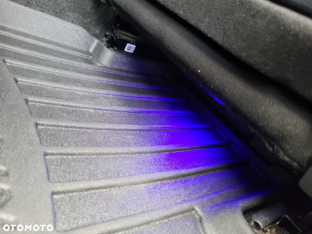 Mercedes-Benz Klasa A 200 7G-DCT AMG Line Advanced Plus - 23