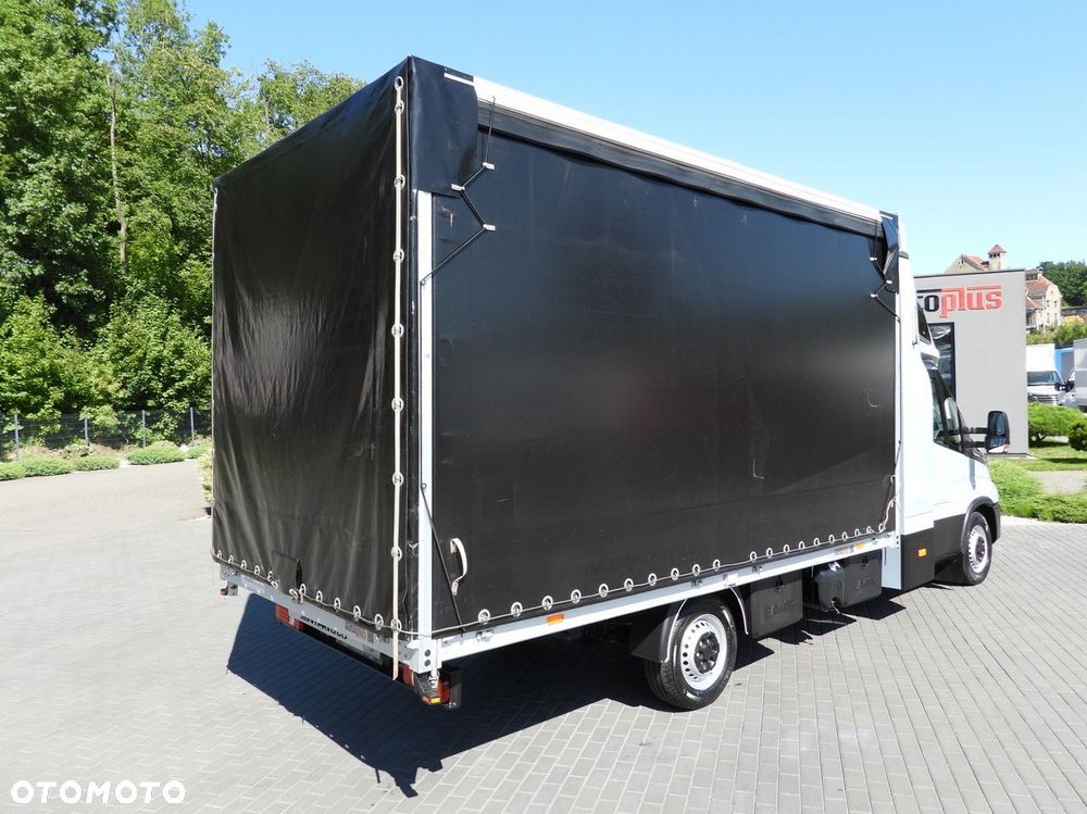 Iveco DAILY 35S18 PLANDEKA 8 PALET WEBASTO TEMPOMAT NAWIGACJA LEDY AUTOMAT HI-MATIC KLIMATYZACJA  180KM - 4