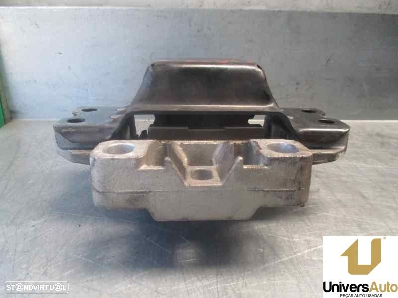 APOIO MOTOR ESQUERDO VOLKSWAGEN CADDY III FURGÃO 2010 -1K0199555M - 2