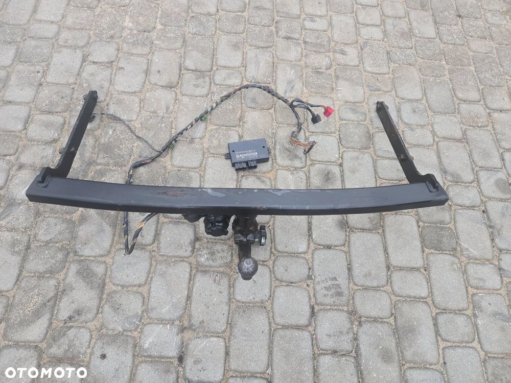 VW GOLF V HAK HOLOWNICZY MODUŁ - 1