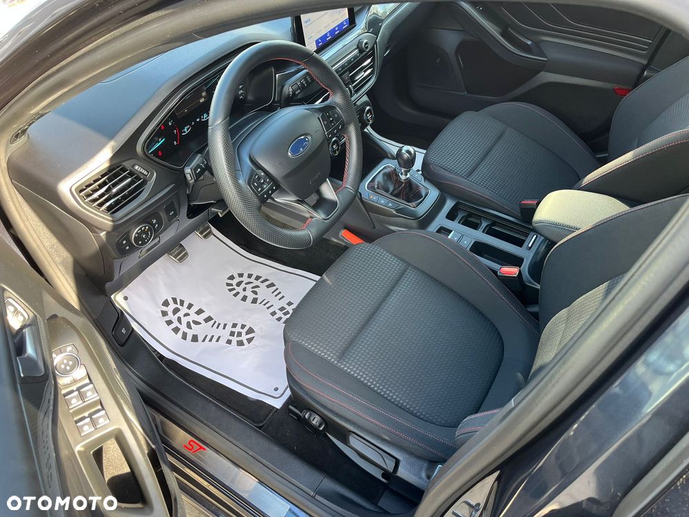 Ford Focus SW 1.5 EcoBoost S&S ST-LINE - 5