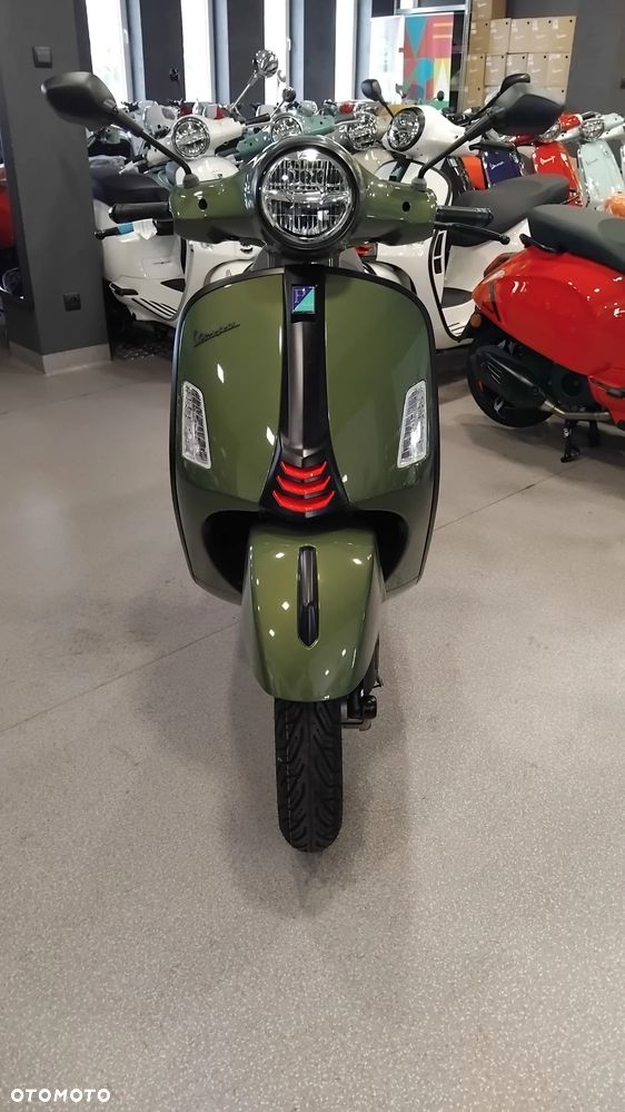 Vespa GTS - 6