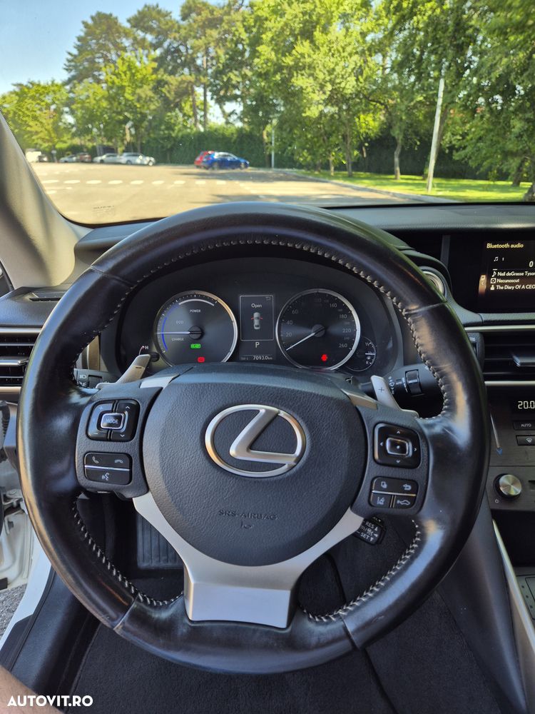 Lexus Seria IS 250 Aut. Business - 26