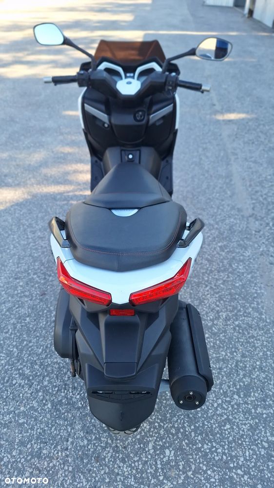Yamaha X-max - 11