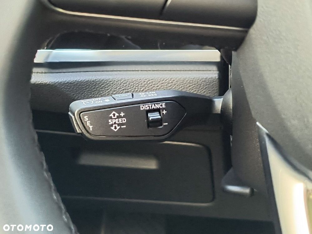Audi Q3 Sportback - 16