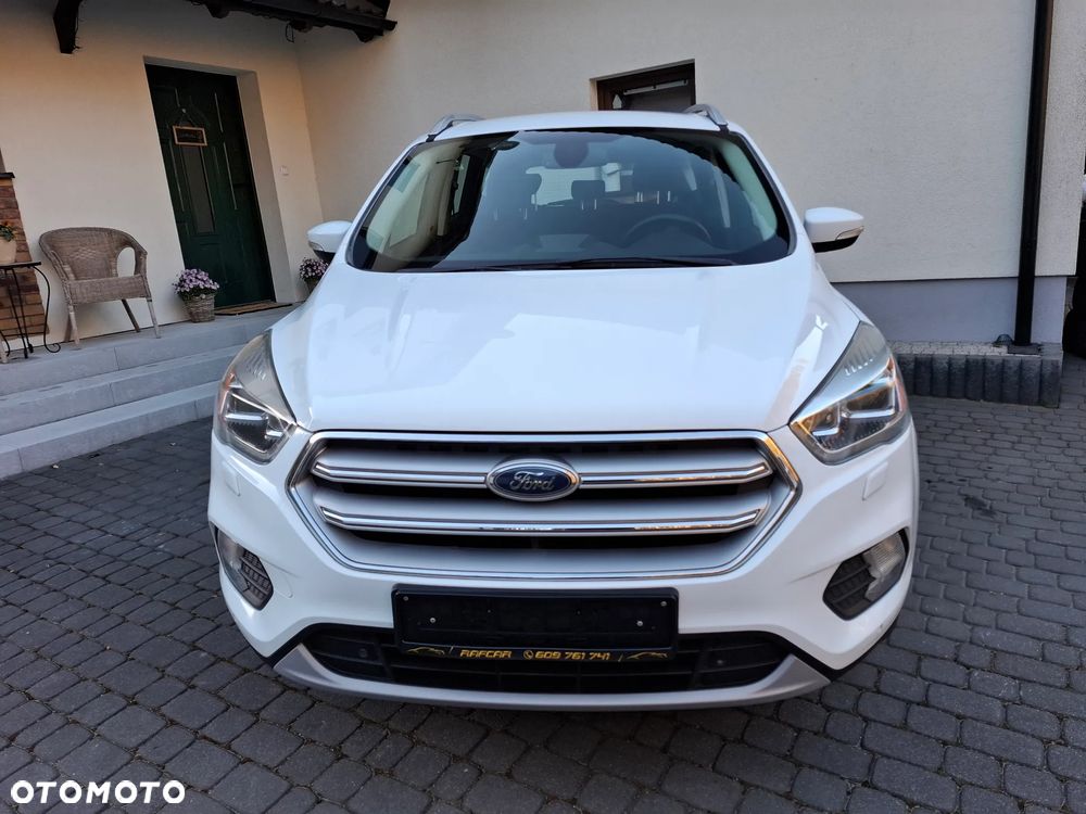 Ford Kuga 1.5 EcoBoost 2x4 Titanium - 34
