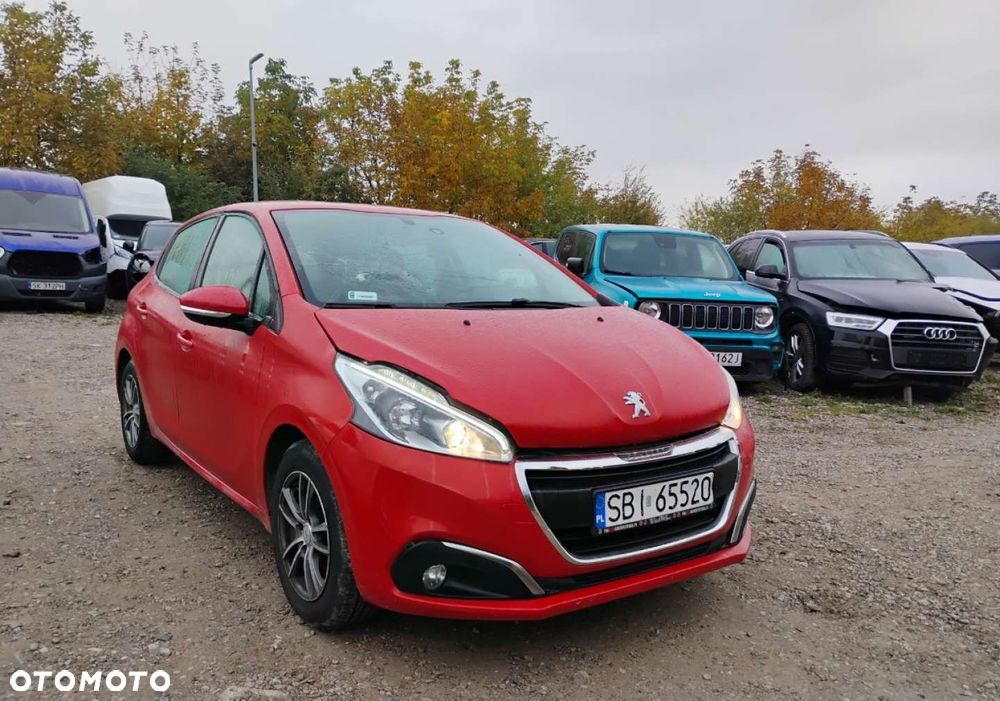 Peugeot 208 2017 photo 3