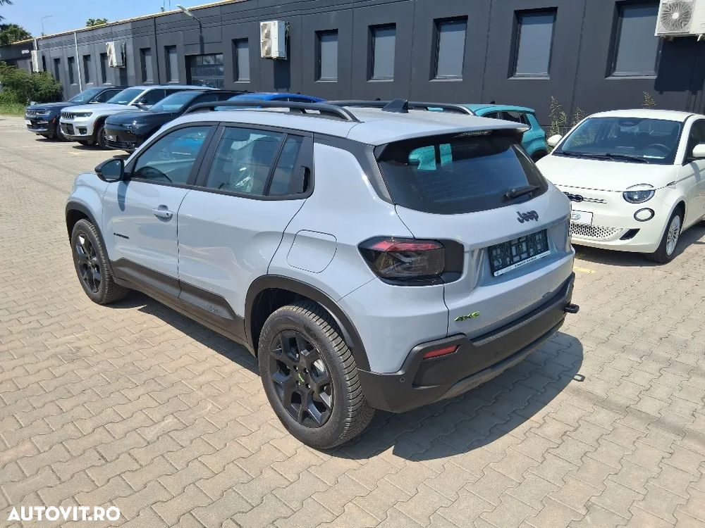 Jeep Avenger 1.2 AT6 4xe MHEV Upland - 7