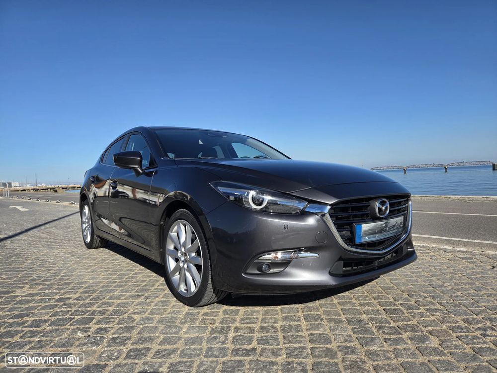 Mazda 3 Hatchback 1.5 Sky-D Excellence Navi - 1