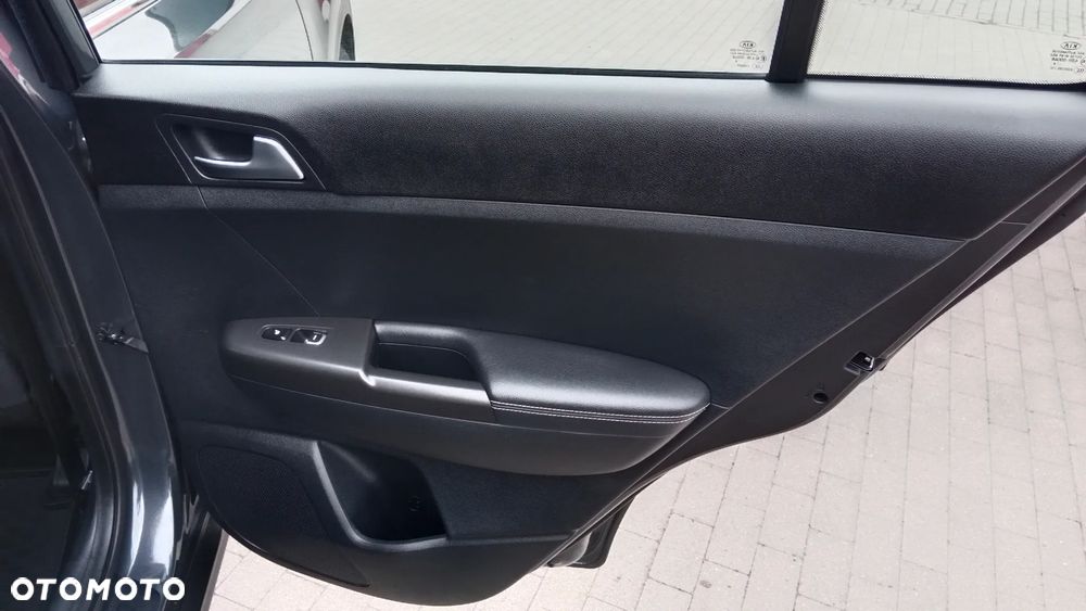 Kia Sportage 1.6 GDI Business Line 2WD - 16