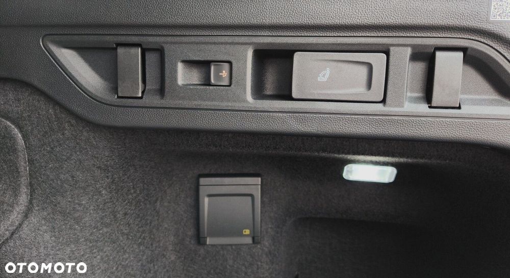Volkswagen Passat Variant - 21