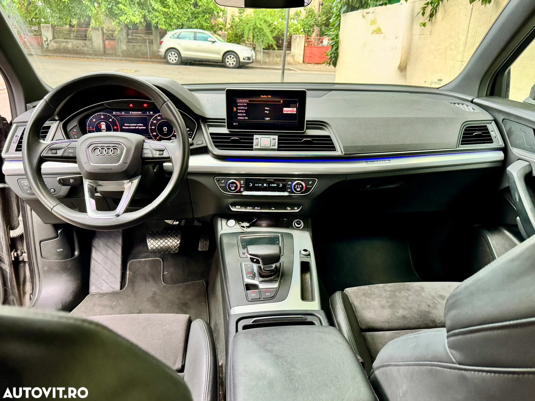 Audi Q5 2.0 40 TDI quattro S tronic Sport - 6