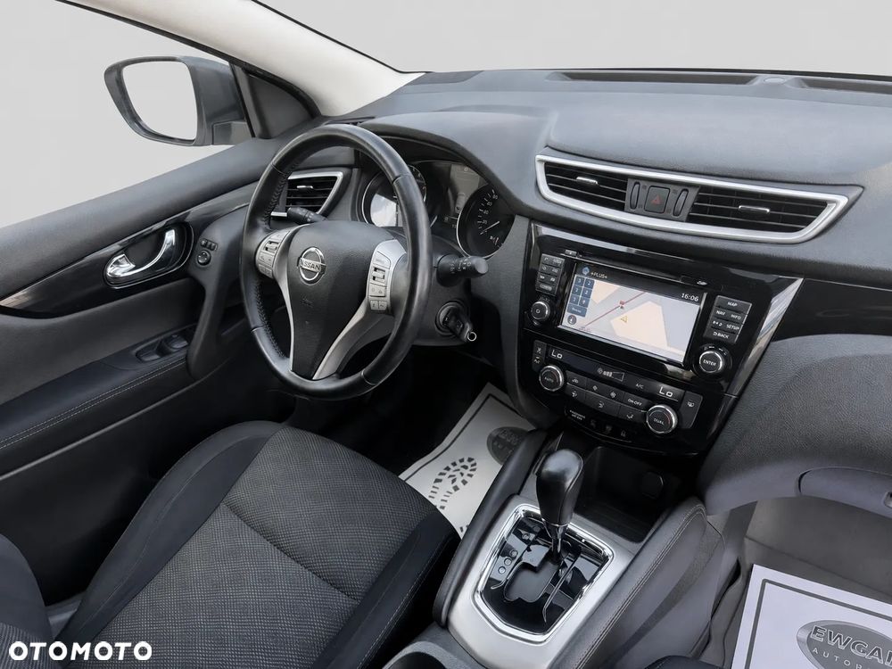 Nissan Qashqai 1.2 DIG-T Xtronic TEKNA - 22