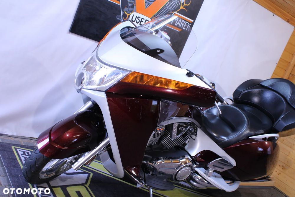 Victory Vision - 25