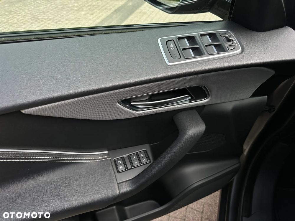 Jaguar F-Pace D200 AWD R-Dynamic HSE 90th Anniversary Edition - 22