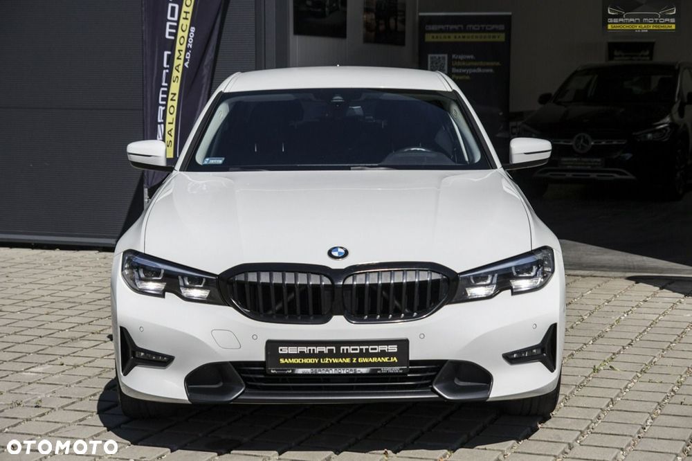 BMW Seria 3 318i Sport Line - 17