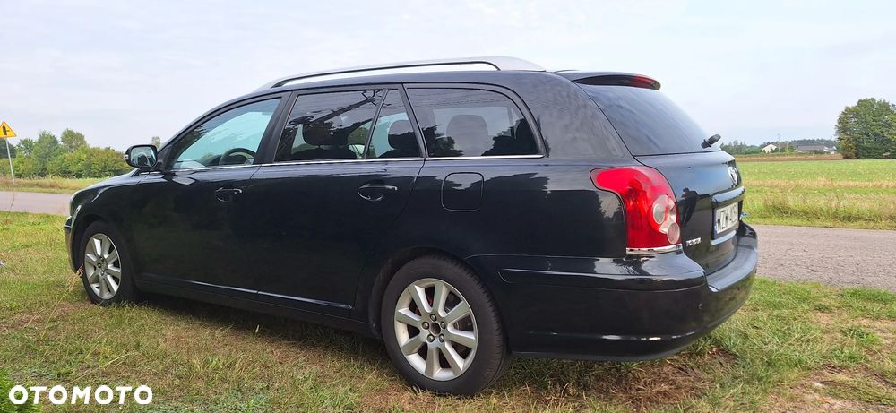 Toyota Avensis 2.0 D-4D - 3
