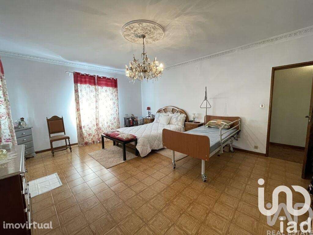 Moradia isolada T4 em Aguçadoura e Navais de 262 m2 - Grande imagem: 4/33