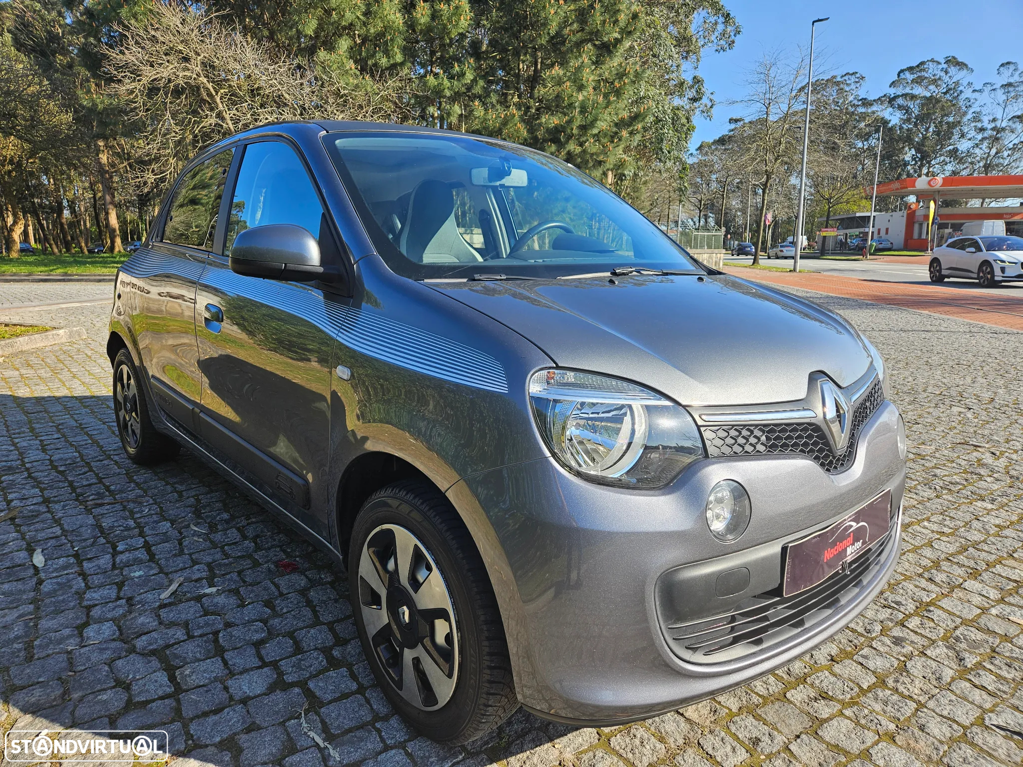 Renault Twingo 1.0 SCe Luxe - 6