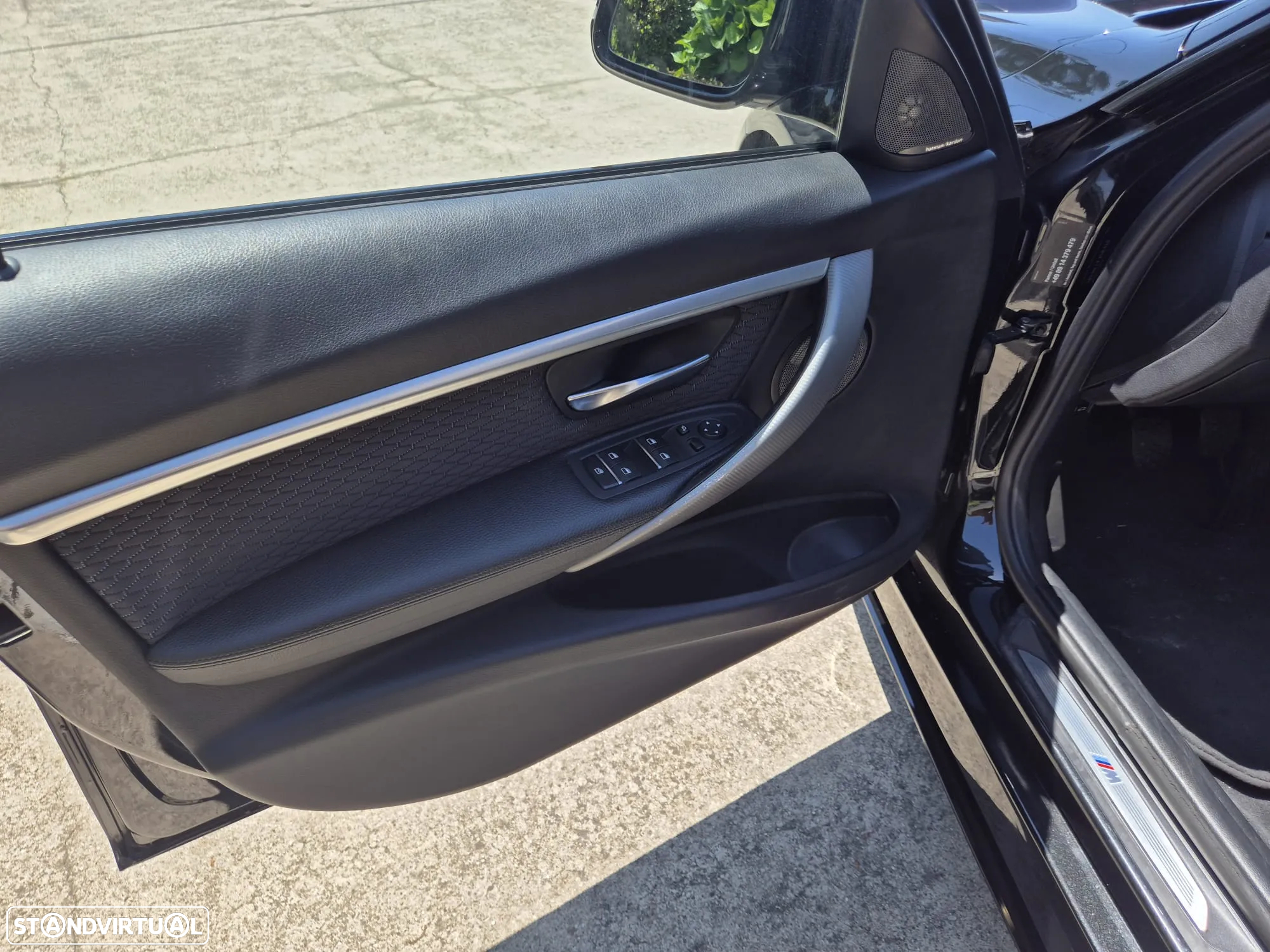 BMW 320 d Touring Pack M - 13