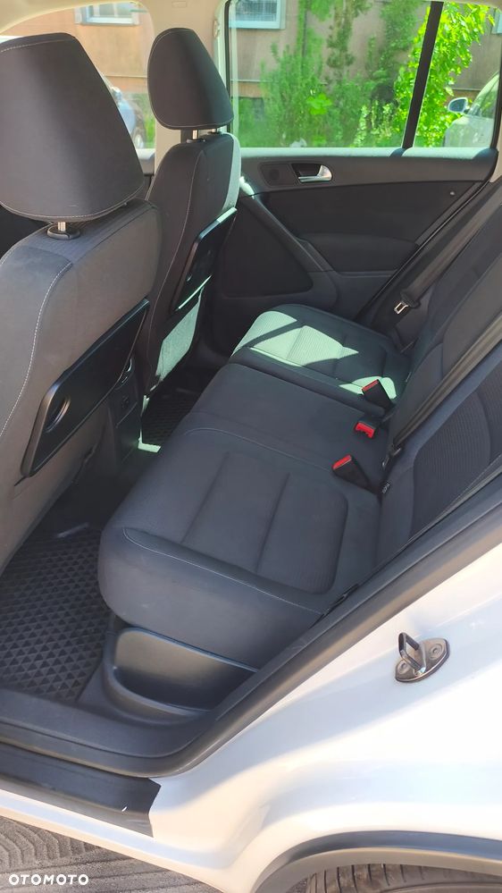 Volkswagen Tiguan - 9