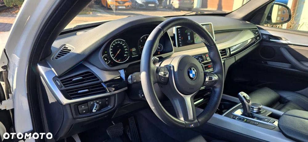 BMW X5 xDrive40d - 11