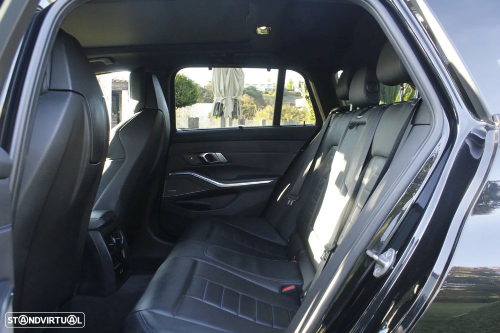 BMW 330 e Touring xDrive Aut. M Sport - 29