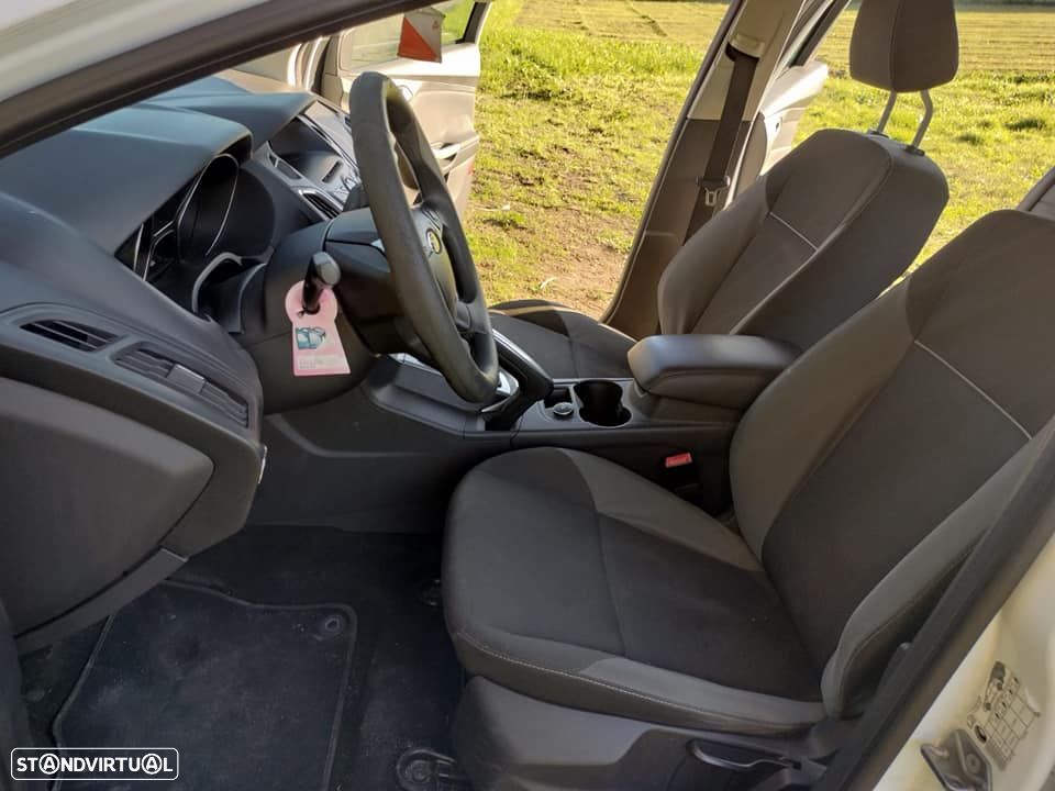 Ford Focus SW 1.6 TDCi Trend - 10