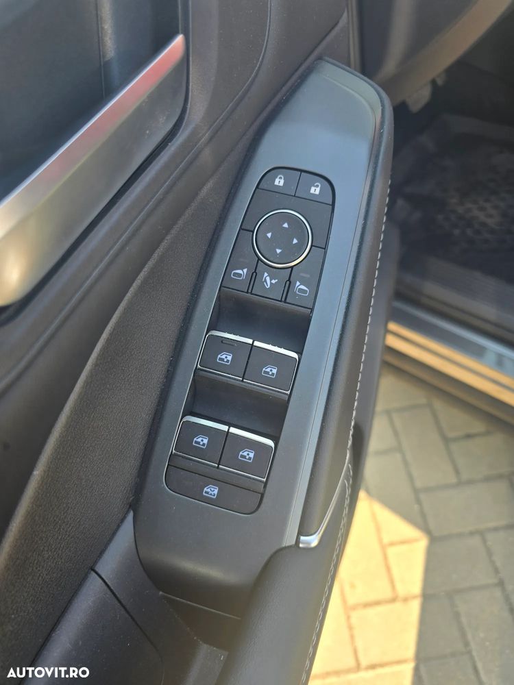 NISSAN Qashqai 2025 — imagine 16