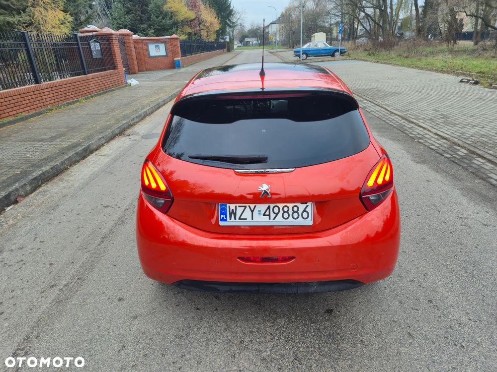 Peugeot 208 165 THP Stop & Start Allure - 9