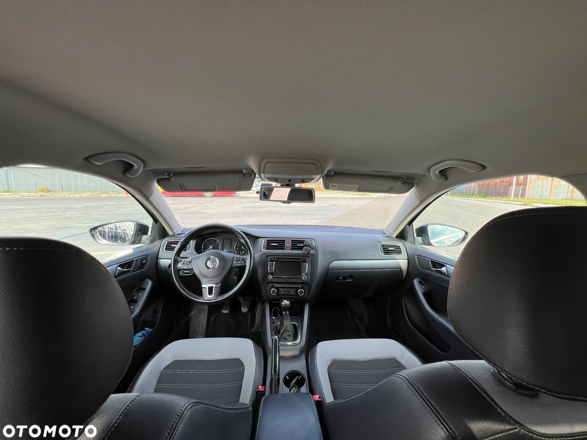 Volkswagen Jetta 2.0 TDI DPF Comfortline - 11