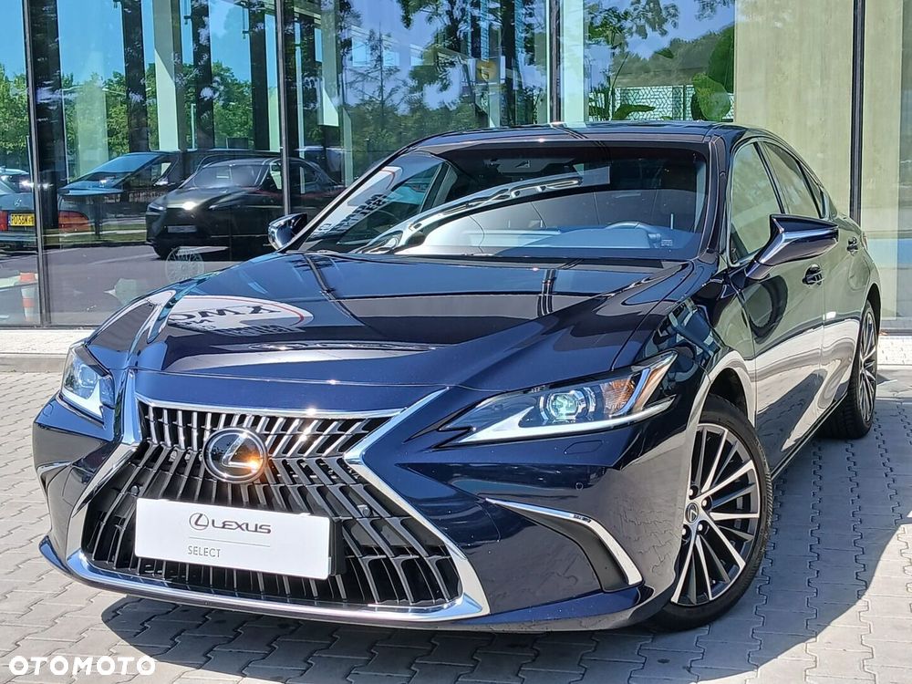 Lexus ES - 11