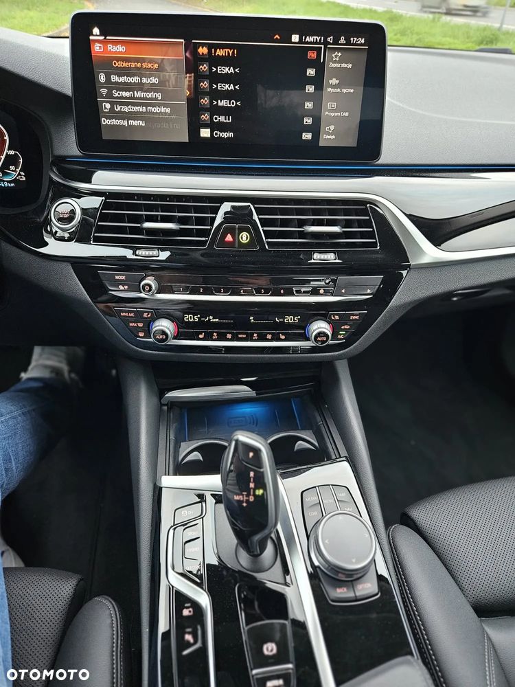 BMW Seria 5 530e Luxury Line sport - 25