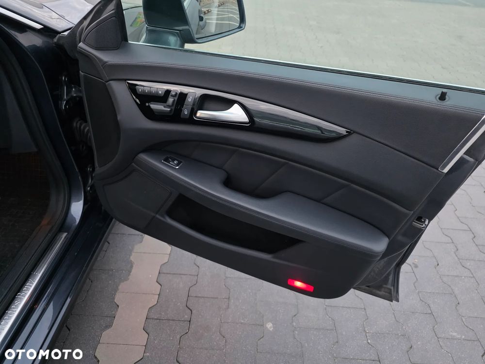 Mercedes-Benz CLS 350 CDI BlueEff - 13