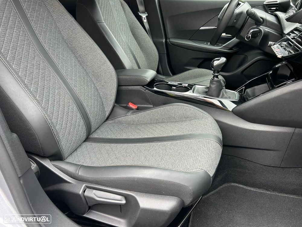 Peugeot 2008 1.2 PureTech Allure Pack - 33