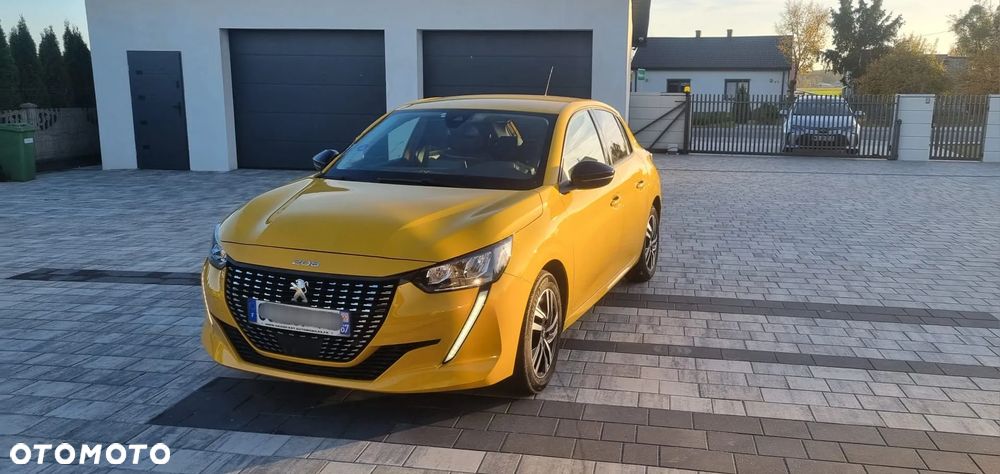 Peugeot 208 PureTech 100 EAT8 Allure - 2