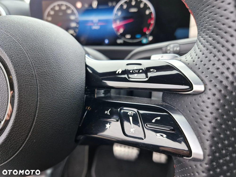 Mercedes-Benz Klasa A 200 AMG Line 7G-DCT - 27