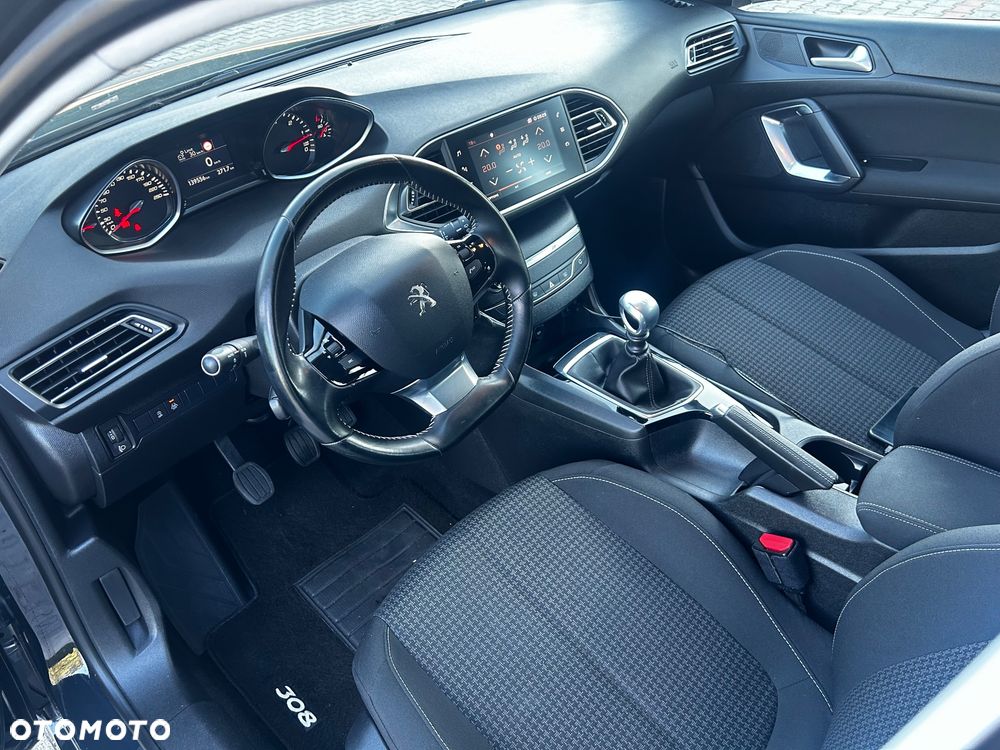 Peugeot 308 - 27