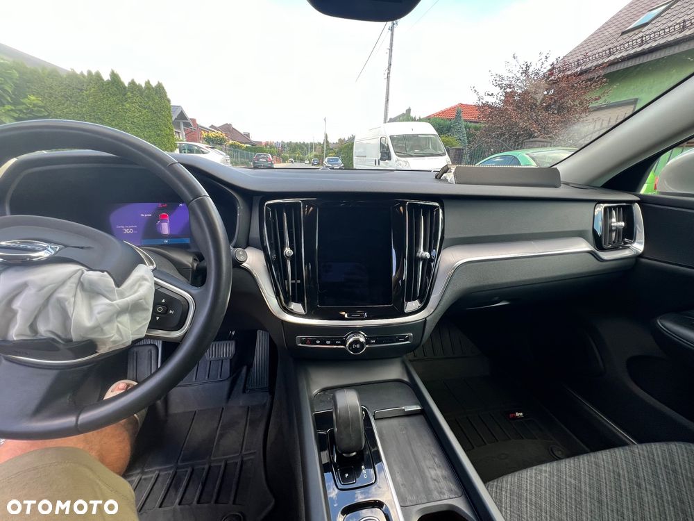 Volvo V60 B4 D Momentum Pro - 16