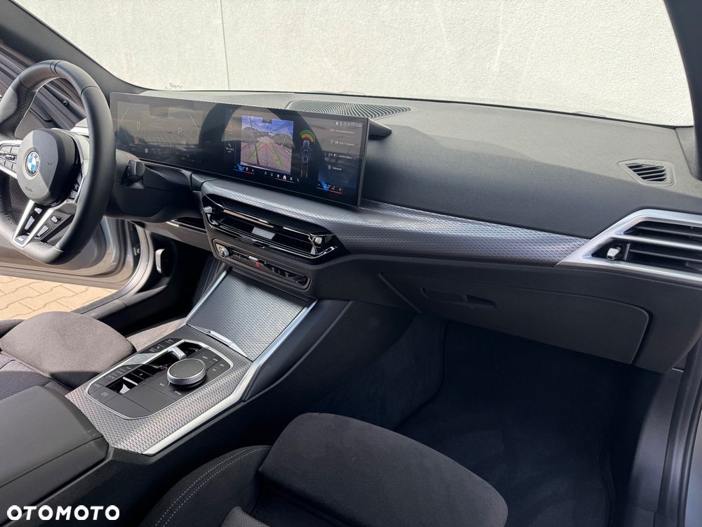 BMW Seria 3 320i M Sport - 12