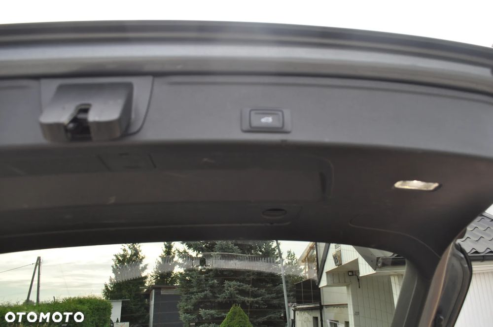 Audi A4 2.0 TDI S tronic - 17