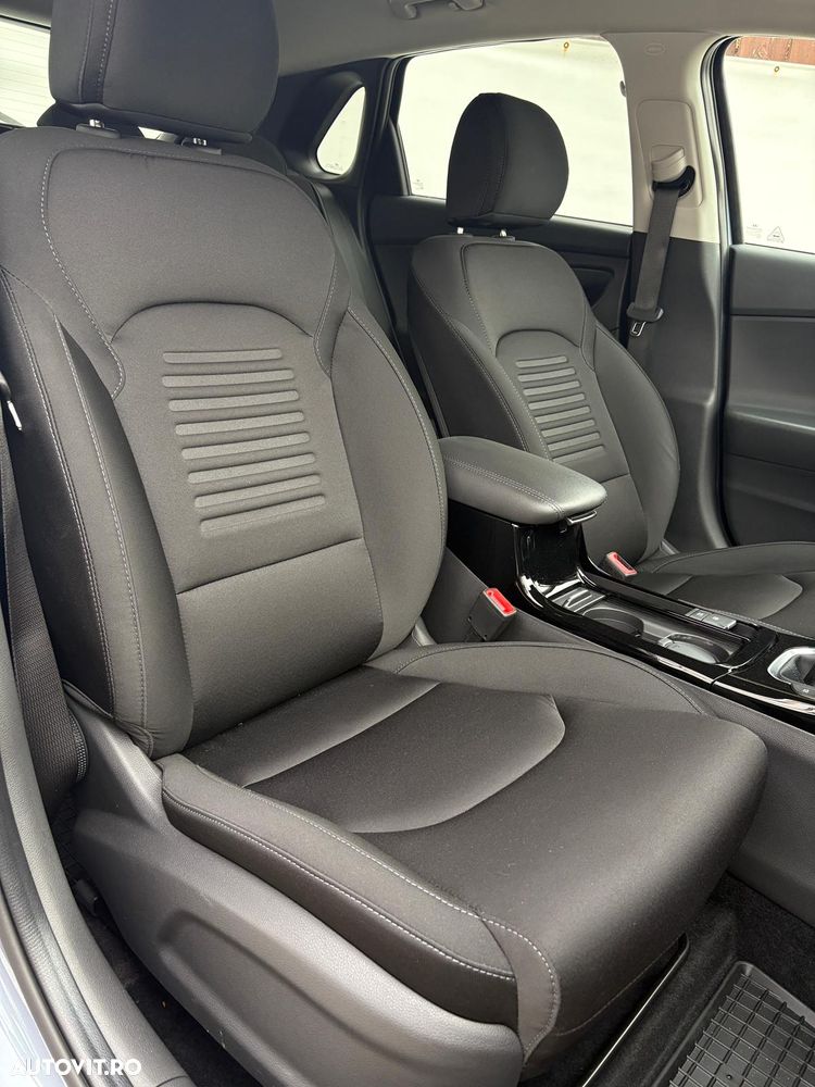 Hyundai i30 1.5 96CP M/T Comfort - 19