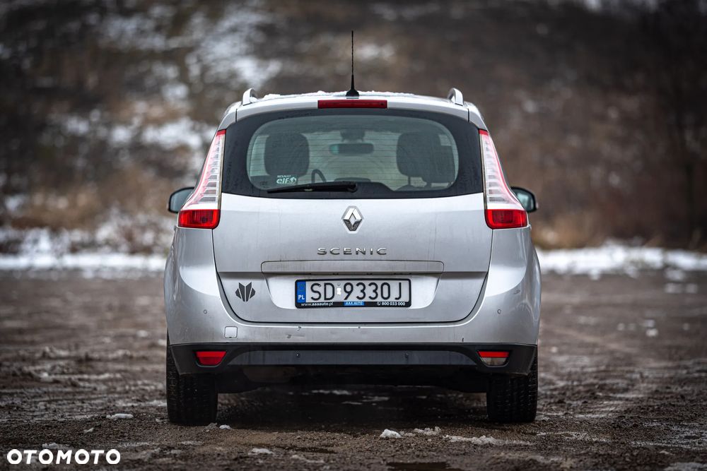 Renault Scenic 1.6 16V 110 LIMITED - 12