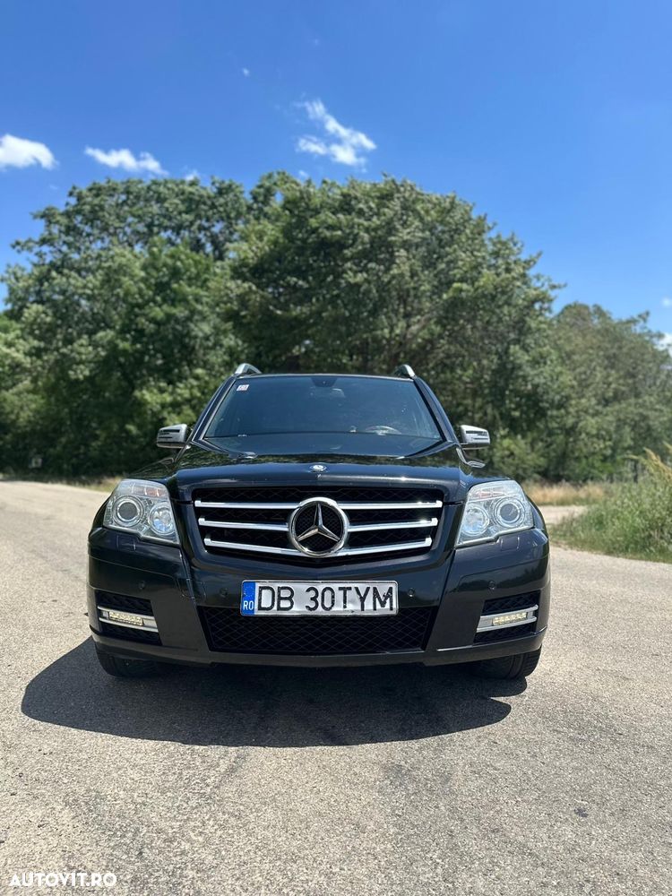 Mercedes-Benz GLK - 12