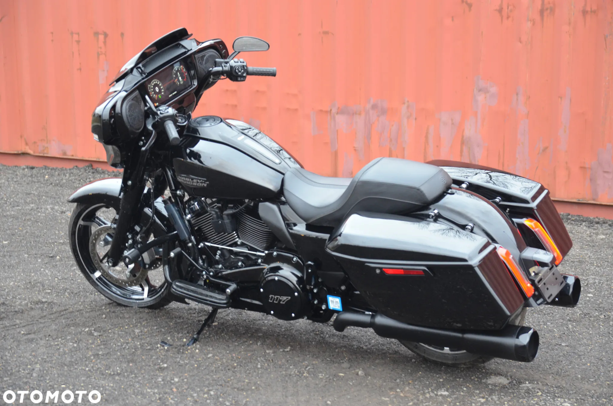 Harley-Davidson Street Glide Trike - 3