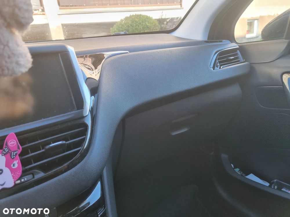 Peugeot 208 1.6 e-HDi Active STT - 6